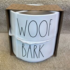 Cute set of two stackable Rae Dunn pet bowels